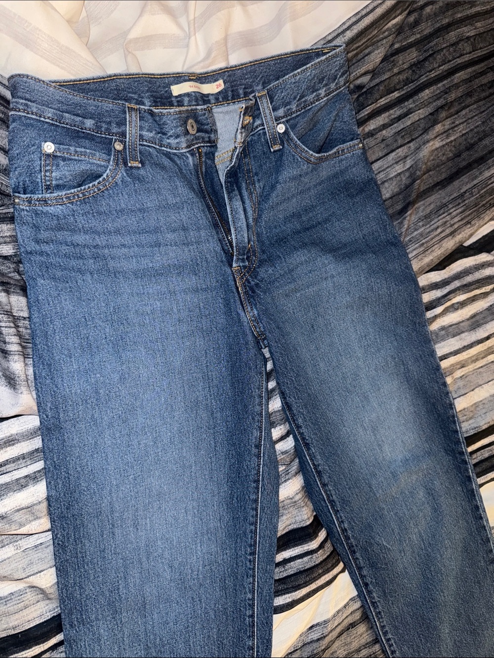 Levi's Women's 94 baggy size 26 - Picture 3 of 5